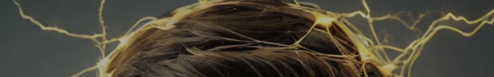 Bild mit dem Anschnitt eines behaarten Kopfes, in den Blitze, als Symbol für die neuronale Stimulation durch äußere Reize, einzuschlagen scheinen. | konzeptdesignkunst